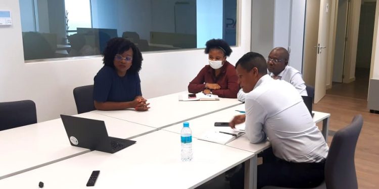 Reunião de actualização na medida 11 com o ponto focal do MTC