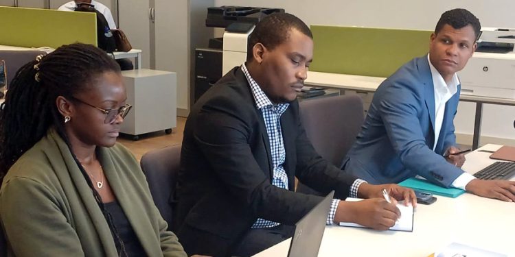 Equipa do PAE se encontra com representantes do IFC e DFID