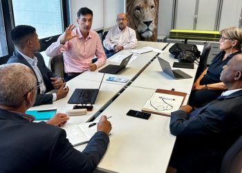 Equipe do PAE  reune-se com o IFC para colher contribuições sobre a medida 10