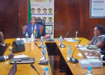 Ministro da Saúde empenhado na implementação da medida 12