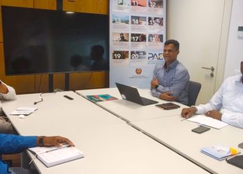 Equipe do PAE reune-se com UK DFID