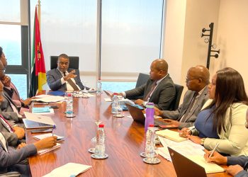 Ministro da Economia e Finanças discute aspectos técnicos da implementação da medida 6