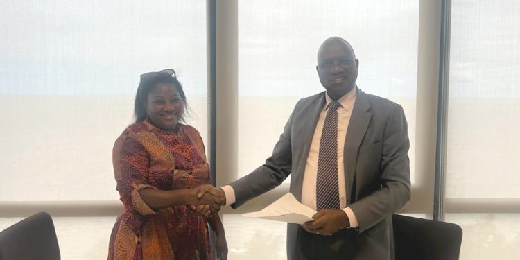 PAE e BFS assinam MoU de cooperação